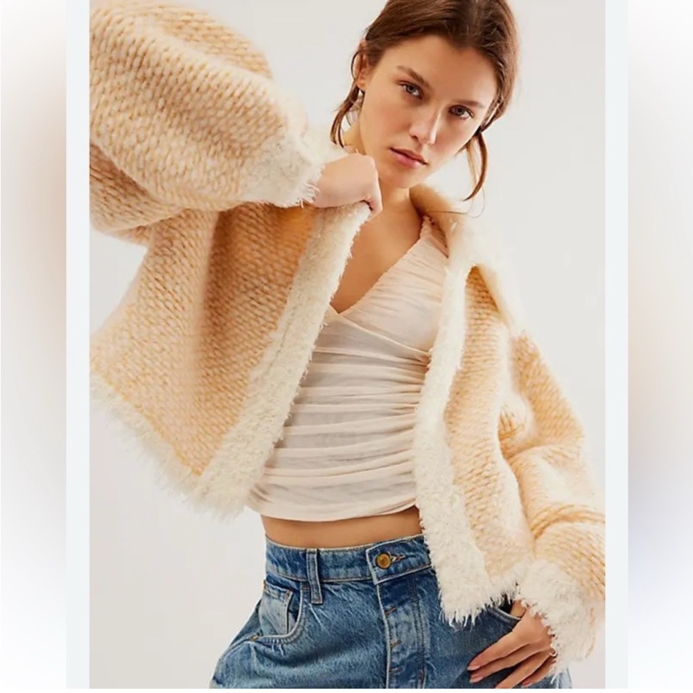 FREE PEOPLE  Cozy Foxy Cardi - Sugar Swirl Combo